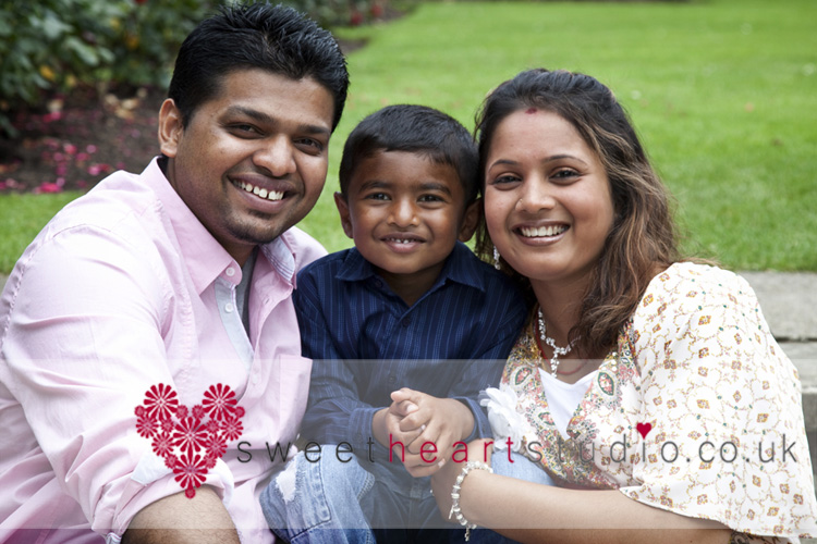 wedding anniversary photo shoot in richmond park