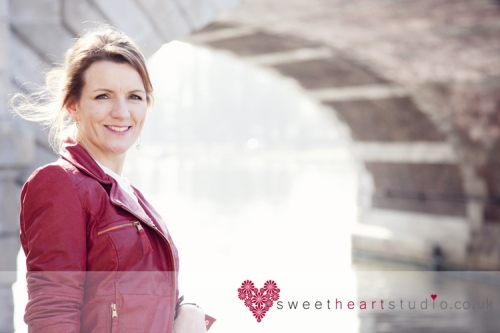 Headshot photo shoot by Kingston Bridge